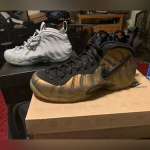 Nike Gym Green wolf grey Foamposite Sneakers